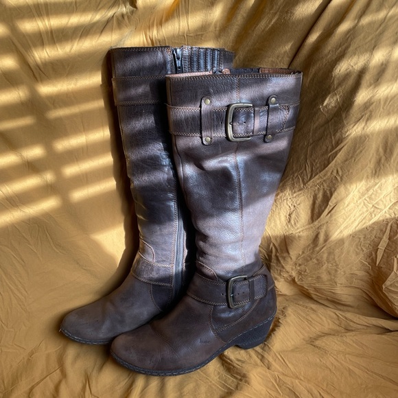 Born Shoes - Born heeled leather boots